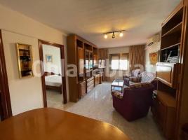 Piso, 92 m², cerca de bus y tren, Avenida de l'Electricitat