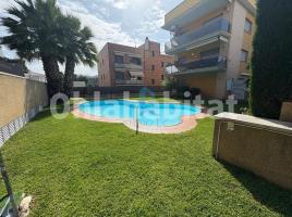 Apartament, 65 m², près de bus et de train, presque neuf, Calle Tenis