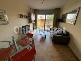 Apartament, 65 m², près de bus et de train, presque neuf, Calle Tenis