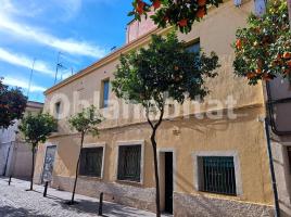 Casa (unifamiliar adosada), 188 m², cerca bus y metro, Calle de Peronella