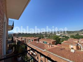 Flat, 109 m², near bus and train