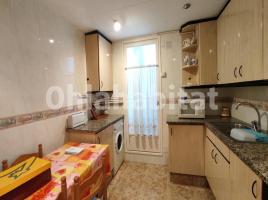 Pis, 75 m², près de bus et de train, Calle de Sant Quinti, 33