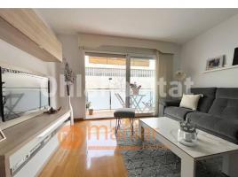 Pis, 96 m², près de bus et de train, Calle del Gasòmetre