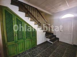 Dúplex, 110 m², prop de bus i tren
