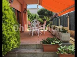 Casa (chalet / torre), 300 m²