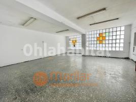 Local comercial, 240 m², prop bus i metro, Calle de Huelva, 66