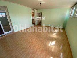 Pis, 74 m², Zona