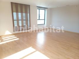 Louer pis, 144 m², presque neuf, Zona