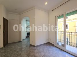 Pis, 34 m², près de bus et de train, Calle de Sant Miquel