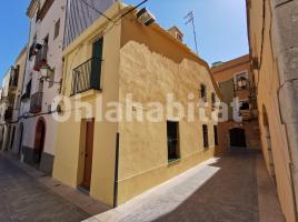 Casa (unifamiliar adossada), 112 m², prop de bus i tren, Calle de les Roques, 8