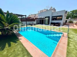 Houses (terraced house), 130 m², almost new, Zona