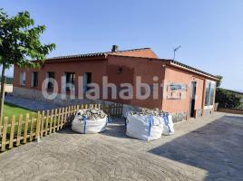 Houses (villa / tower), 123 m², almost new