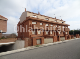 Houses (terraced house), 730 m², Avenida Enric Granados