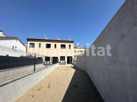 Obra nueva - Casa en, 140 m², cerca de bus y tren, nuevo