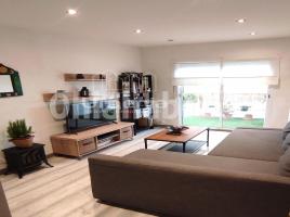 Pis, 64 m², Zona