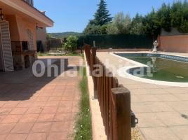 Houses (villa / tower), 612 m², almost new, Calle Àngel Guimerà