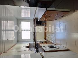 Piso, 118 m², cerca de bus y tren, seminuevo, Calle del Pedró