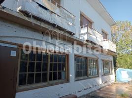 Business premises, 452 m², Zona