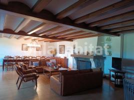 Houses (masia), 880 m²