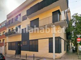 Dúplex, 105 m², cerca de bus y tren, seminuevo, Calle de Borràs
