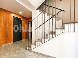Dúplex, 105 m², cerca de bus y tren, seminuevo, Calle de Borràs
