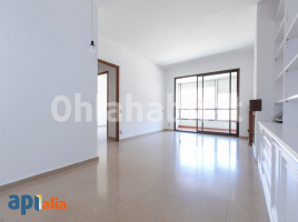 Piso, 126126 m², cerca de bus y tren, Calle Santa Eulàlia
