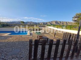 Casa (xalet / torre), 230 m², prop de bus i tren, Avenida MONTSERRAT