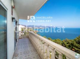 Casa (unifamiliar adossada), 178 m², Zona
