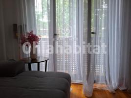 Piso, 129 m², seminuevo, Zona