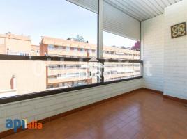 Flat, 126126 m², Zona
