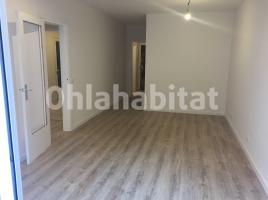 Alquiler piso, 60 m², cerca de bus y tren