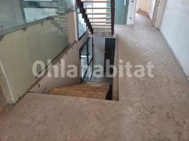 Casa (unifamiliar adossada), 360 m², seminou, Calle de Raval