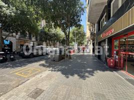 Piso, 100 m², cerca de bus y tren, Calle de Girona