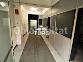 Local comercial, 135 m², Zona
