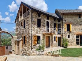 Casa (unifamiliar adossada), 296 m², nou