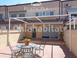  (unifamiliar adossada), 186 m², presque neuf