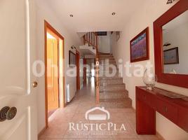  (unifamiliar adossada), 186 m², presque neuf