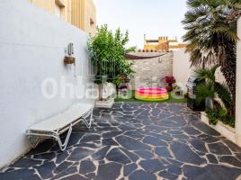 Casa (unifamiliar adossada), 204 m², Zona