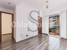 Pis, 60 m², prop bus i metro, Calle Biscaia