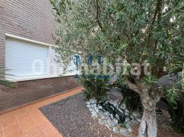 Casa (unifamiliar aïllada), 273 m², prop de bus i tren, seminou, Calle Gardènia