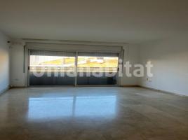 Pis, 113 m², presque neuf, Zona