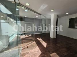 Alquiler local comercial, 108 m², Calle Miquel Biada