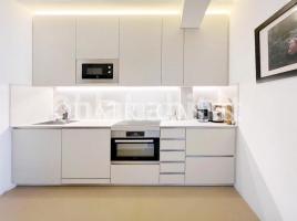 Altres, 83 m², prop de bus i tren, Calle de Sicília