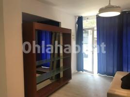 Loft, 593 m², prop bus i metro