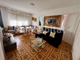 Flat, 69 m², near bus and train