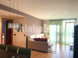 Alquiler piso, 114 m², cerca de bus y tren, seminuevo, Calle de la Independència