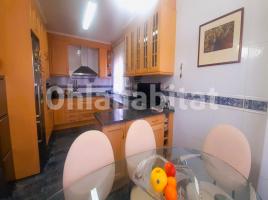 Casa (unifamiliar adosada), 437 m²