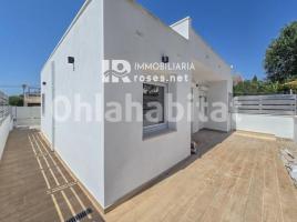 Casa (unifamiliar adossada), 100 m², Zona