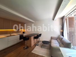 For rent flat, 50 m², near bus and train, almost new, Colom