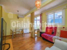 Alquiler ático, 79 m², cerca bus y metro